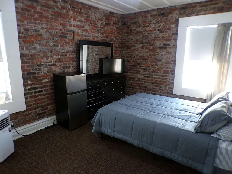 308 E Jacob St #10 — Photo 15