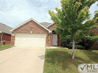 10033 Huey Trl, Hurst, TX 76053
