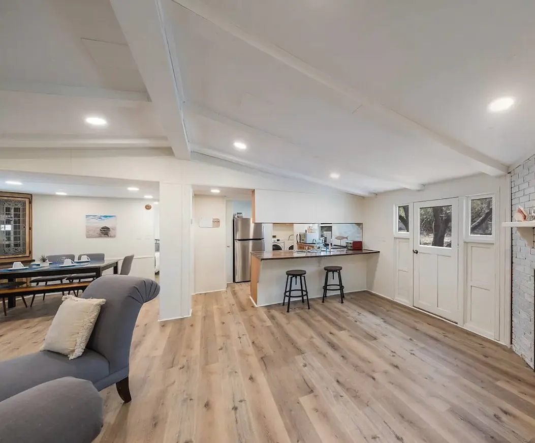 3 bed, 1200 sqft, $1,890 — Photo 1