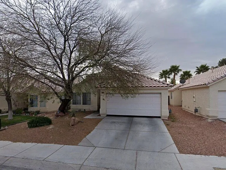 4556 Savin Cir — Photo 1