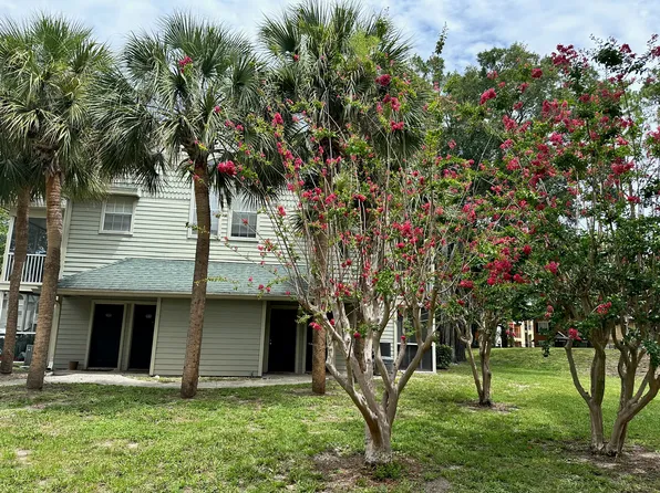 6052 Westgate Dr APT 203, Orlando, FL 32835