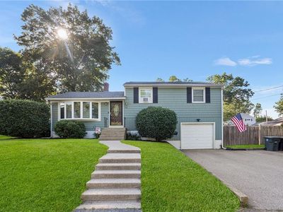 62 Pembroke Ln, Coventry, RI, 02816