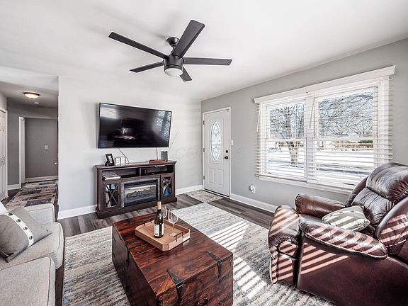 3rd image of 3551 Edler St