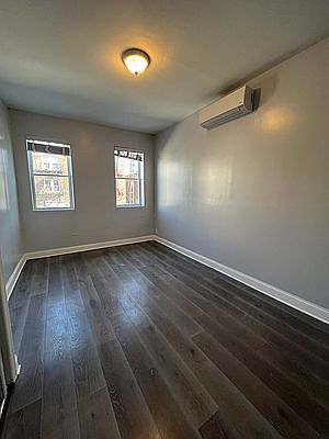 4th image of 25-37 14th Pl #1