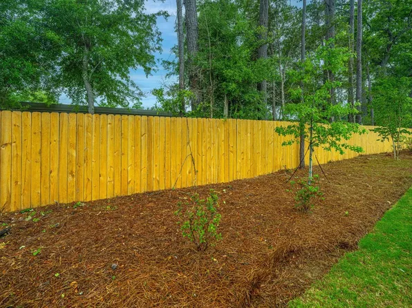 802 Twin Rivers Dr, Wando, SC 29492