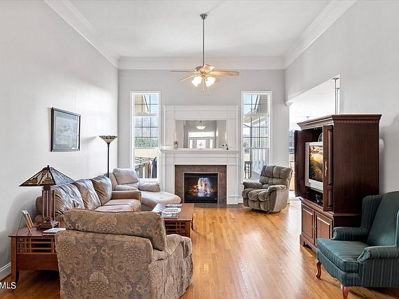 5th image of 3056 Hodges Landing Dr