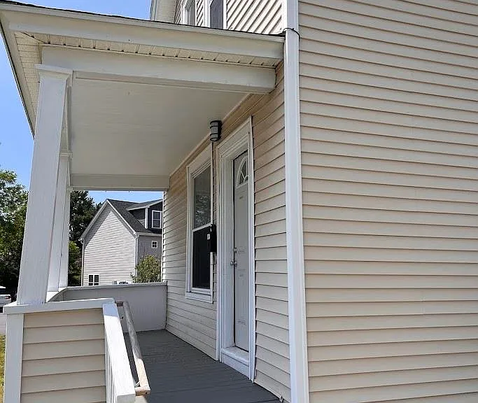 408 S Porter St — Photo 2