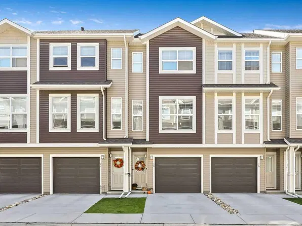 18 N Legacy Path SE, Calgary, AB T2X 4H9