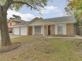 11006 Wood Shadows Dr, Houston, TX 77013