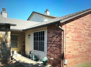 14102 Crossing Way E, Edmond, OK 73013