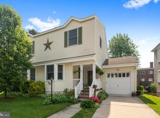 32 Thropp Ave, Hamilton, NJ 08610