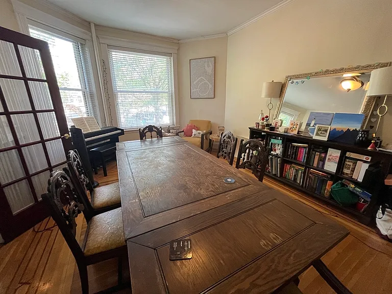 1033 Beacon St #1 — Photo 3