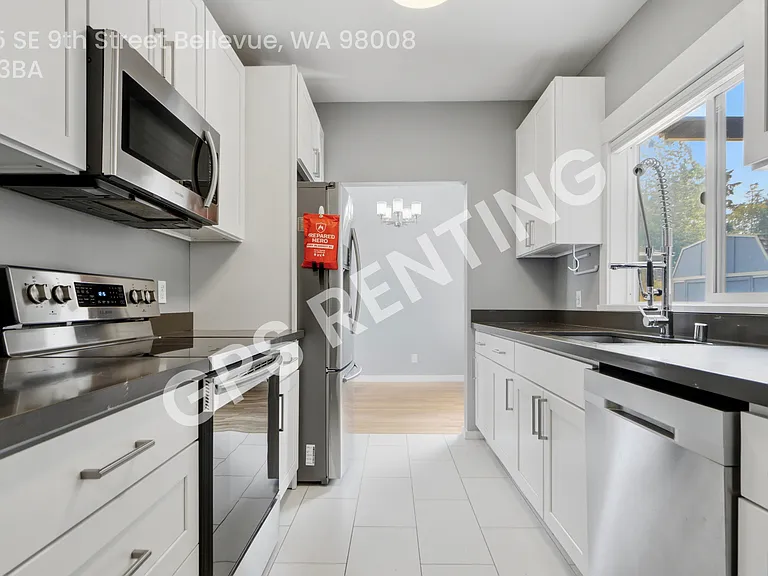 16015 SE 9th St — Photo 14