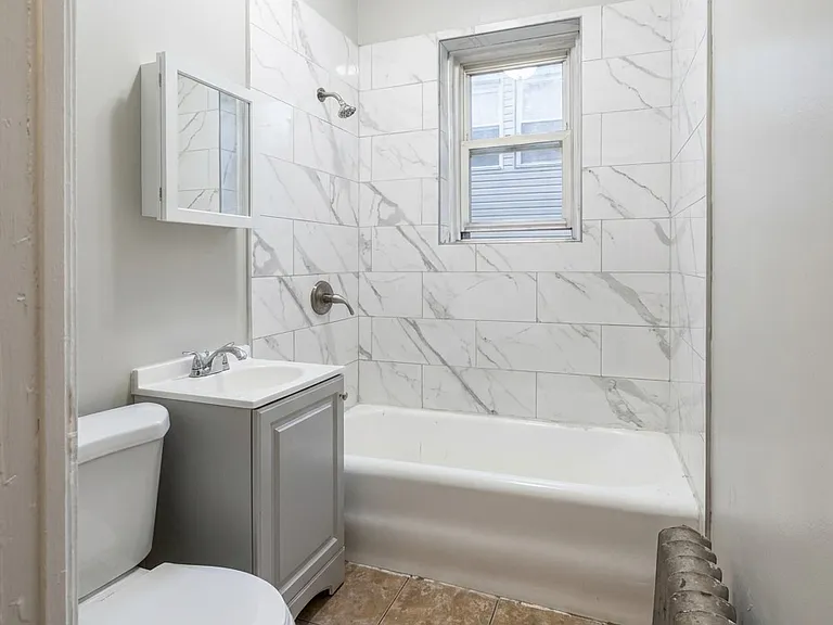 101 Treacy Ave #3 — Photo 8