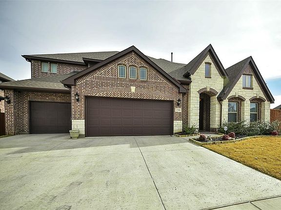 2nd image of 230 Spruce Valley Dr