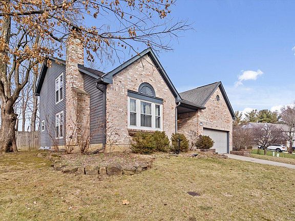 3rd image of 10874 Geist Woods Ln