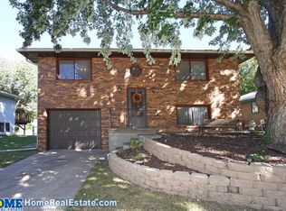 1110 High Plains Rd, Lincoln, NE 68512