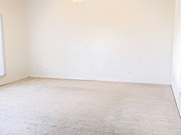 4th image of 1786 N Gregg Ave APT 4
