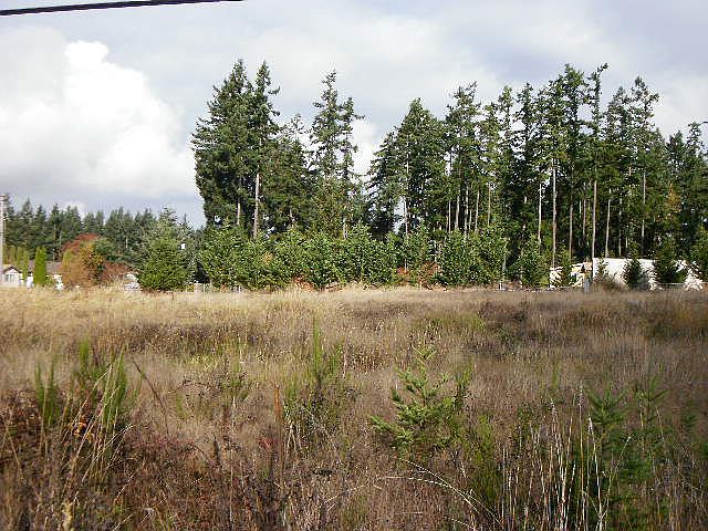 1st image of 2801 208th St E