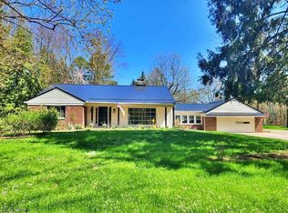 8005 Hart Rd, Mentor, OH 44060