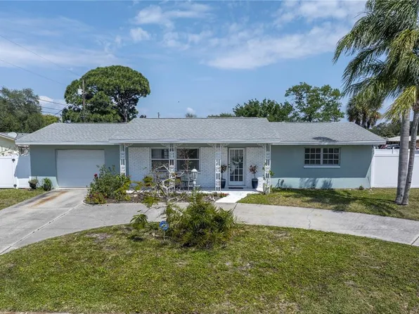 8101 120th St, Seminole, FL 33772