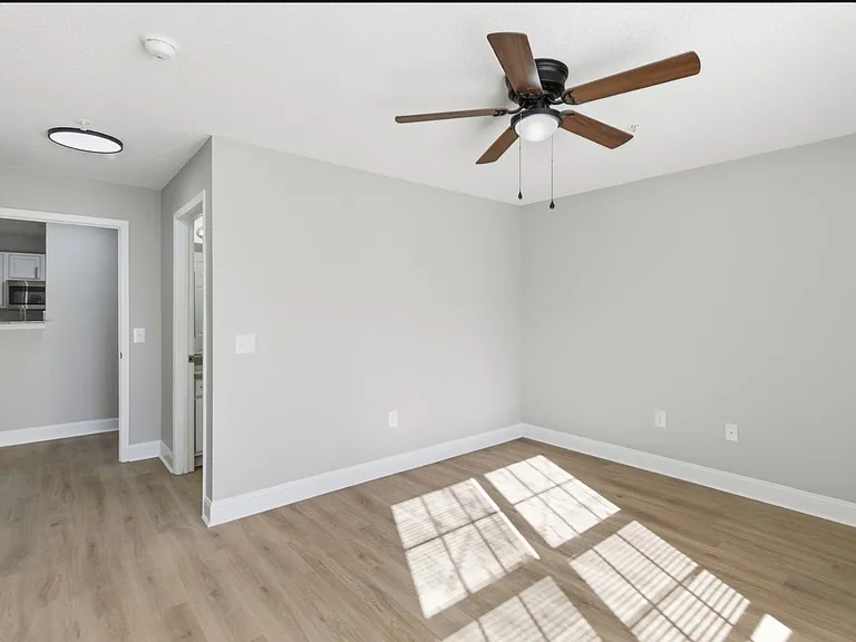 Cottonwood Estates — Photo 12
