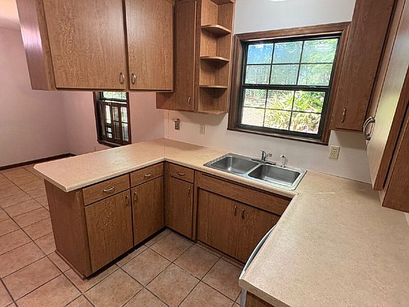 5th image of 6329 Rolling Hills Dr