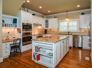 12324 Olympic Club Dr, Charlotte, NC 28277