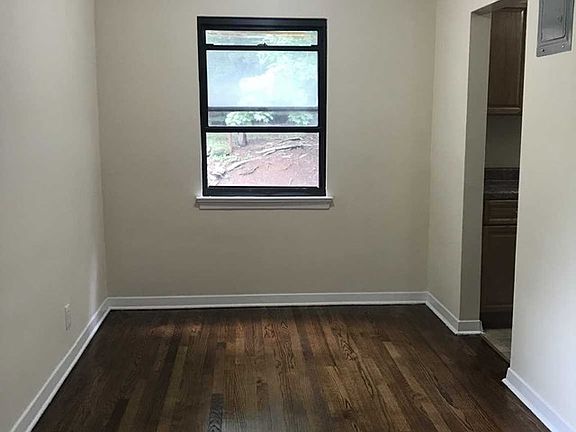 5th image of 295 Essex St #307B