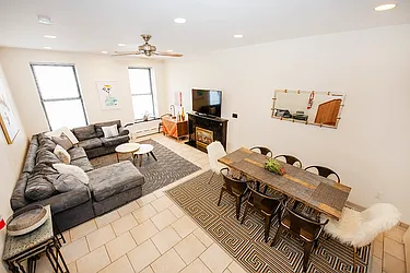 Rented by R New York