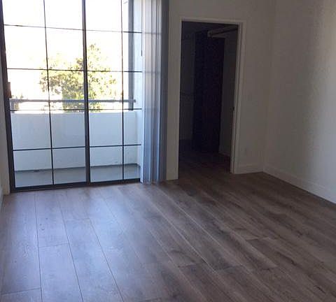 4th image of 805 S Wooster St APT 307