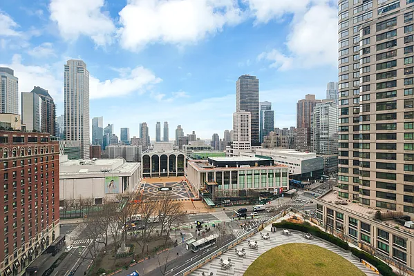 Rented by Douglas Elliman | media 3