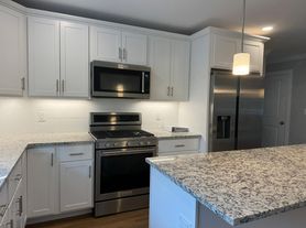 165 Cambridge Rd, Woburn, MA
