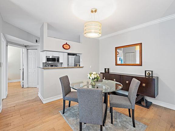 4th image of 4117 Tuscany Way #4117