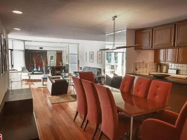 935 Westbourne Dr, West Hollywood, CA 90069