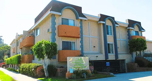 12602 Venice Blvd Photo 1