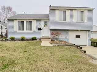 5905 Viramar Rd, Toledo, OH 43611