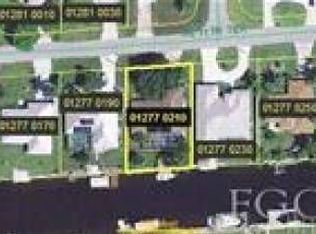 1726 SE 11th Ter, Cape Coral, FL 33990