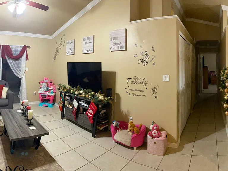 528 San Gabriel Ct — Photo 5
