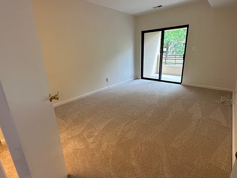 6050 California Cir #203 — Photo 9