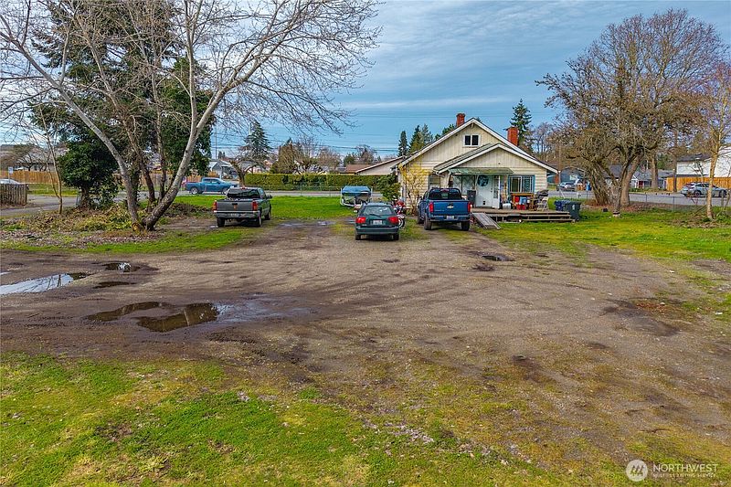4th image of 2502 S 74th Street
