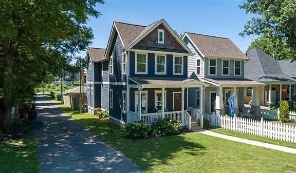 2nd image of 4505 Georgia Ave