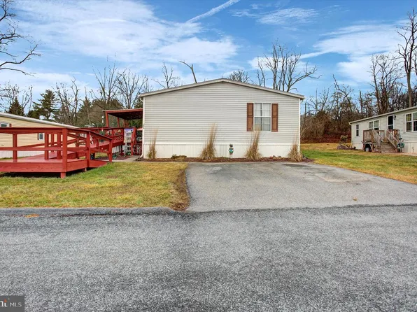 156 Linda Dr, New Oxford, PA 17350