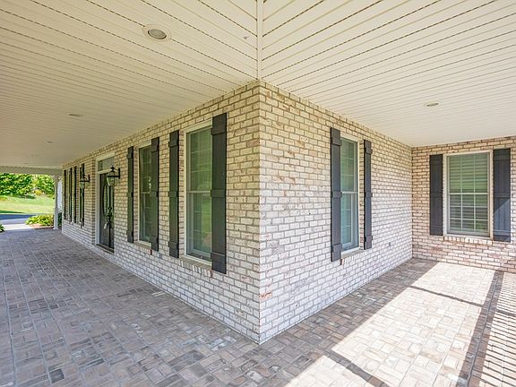 5th image of 15 Jackson Cir