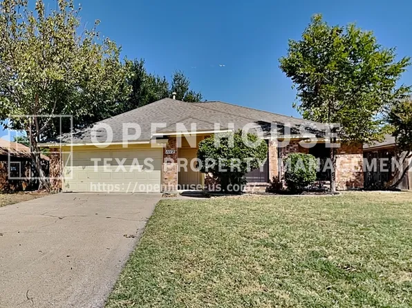 1112 Colony St, Flower Mound, TX 75028