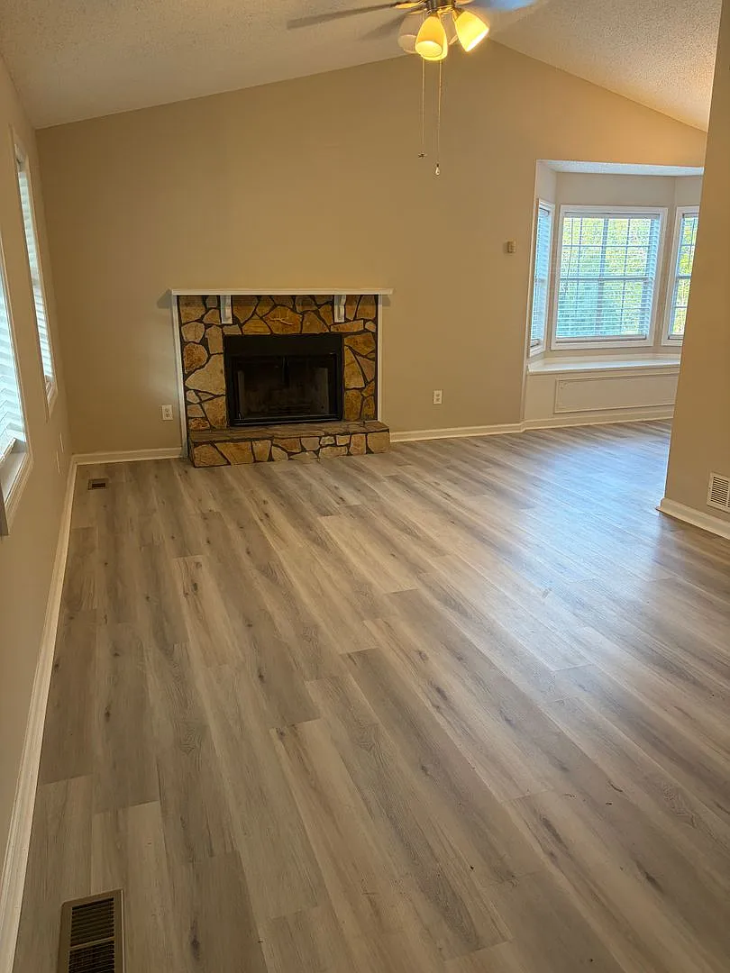 Single Family Home — Photo 2