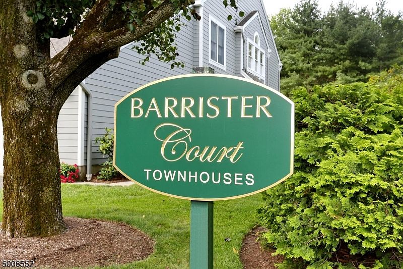 1st image of 505 Barrister Ct