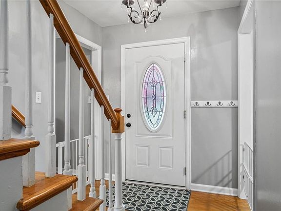 4th image of 3 Belle Cir