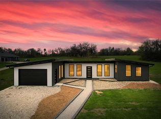 25915 E 267th St, Harrisonville, MO 64701