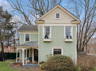 65 N Menantic Rd, Shelter Island, NY 11964